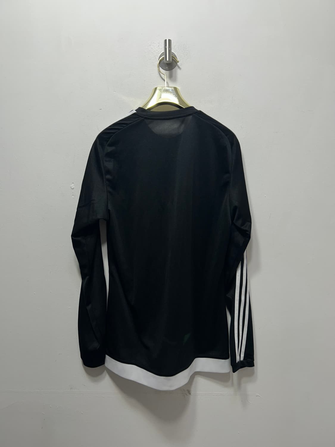 아디다스 라운드 기능성 3선 긴팔 티셔츠 L  상품이미지2