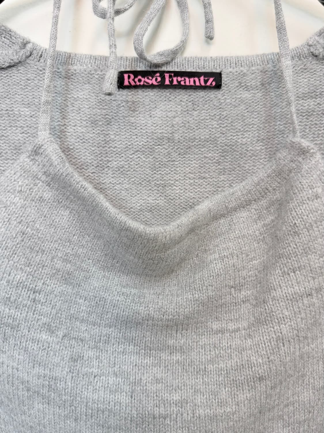 로제프란체 컷아웃 홀터넥 니트 상품이미지6