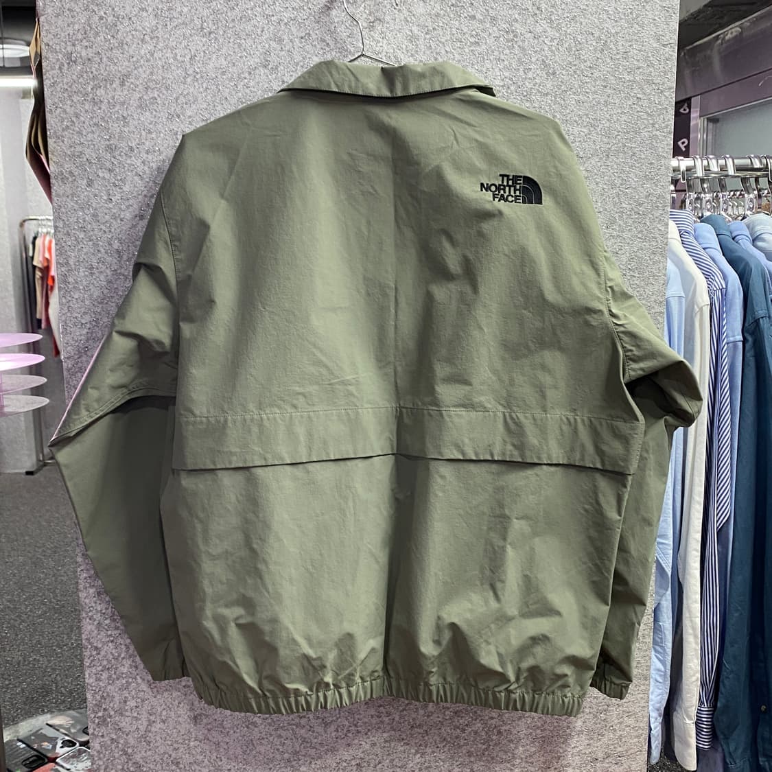 노스페이스 신형 카키 바람막이 B3095 상품이미지3
