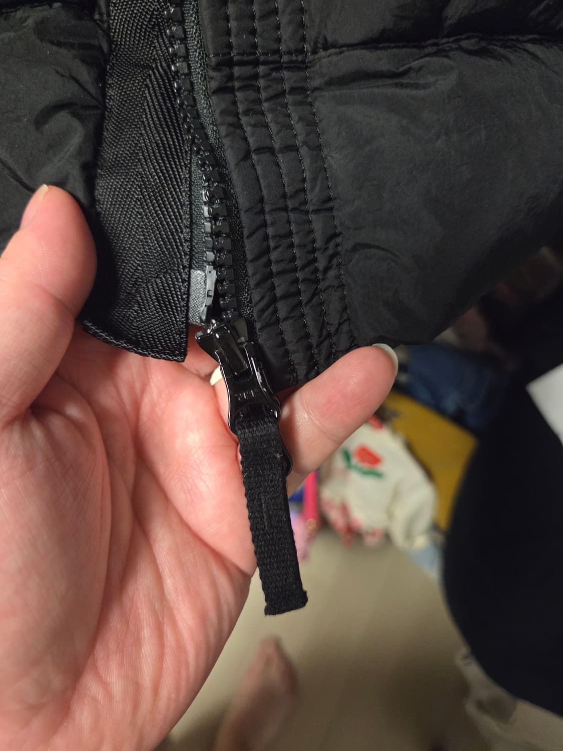 스톤아일랜드 크링클랩스 후드패딩 XL 팝니다 상품이미지6