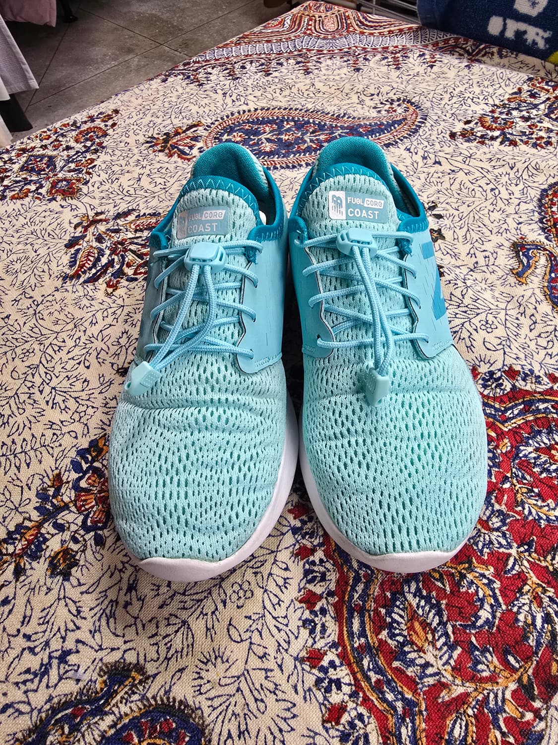 뉴발란스 퓨얼 코스트 아쿠아 운동화 (1624) 상품이미지3