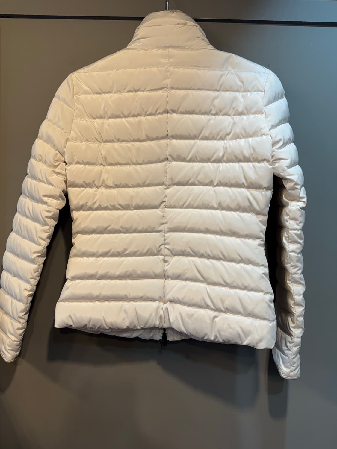 아르마니 진스 다운패딩 상품이미지4