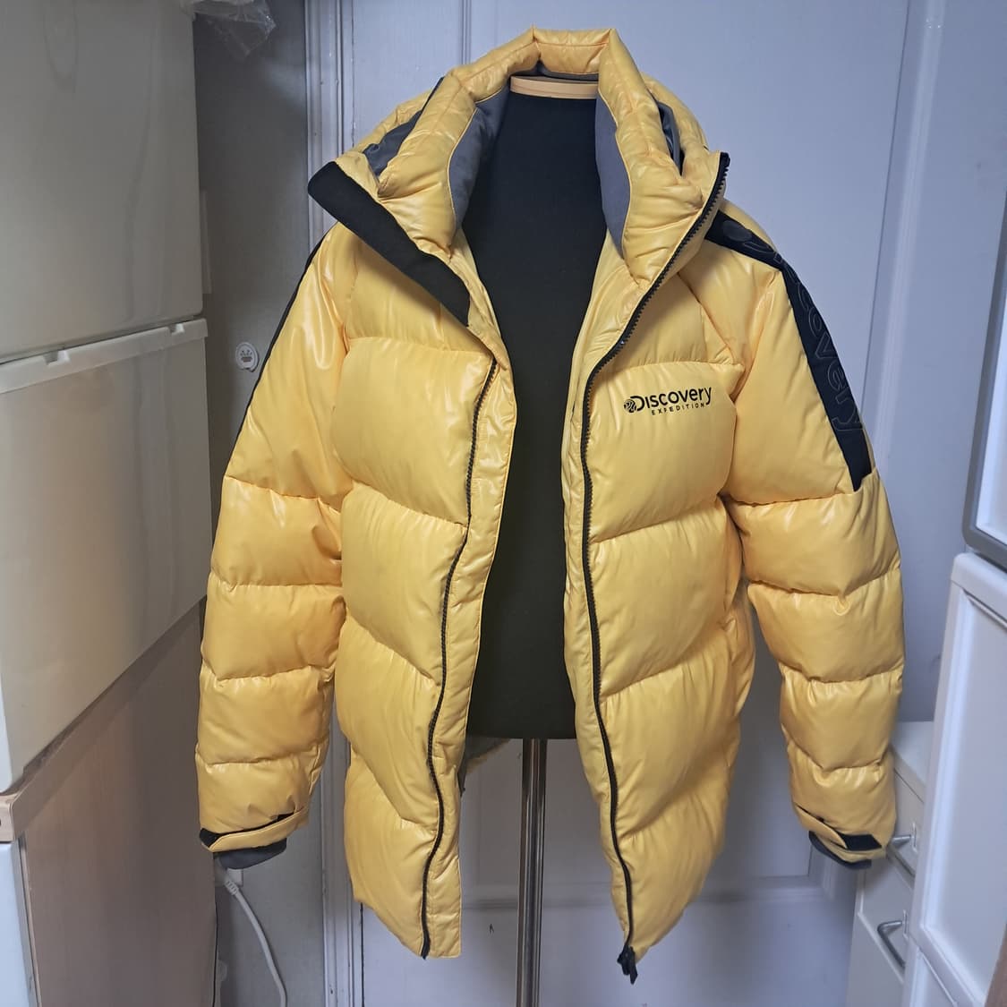 디스커버리 옐로우 헤비 패딩 덕다운 95 상품이미지1