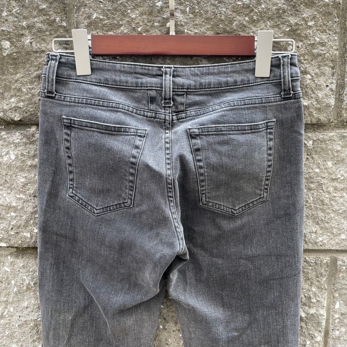 [29]Saint Laurent 14FW D02 그레이 스키니 데님 팬츠 상품이미지3