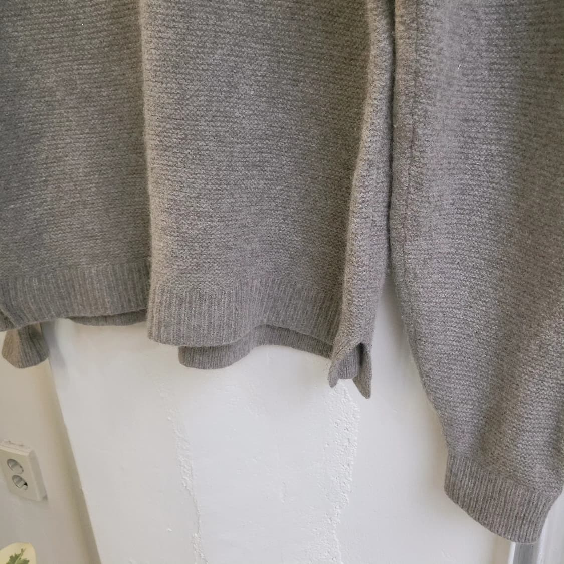 저널스탠다드 해밀턴램스울 그레이 니트 상품이미지5