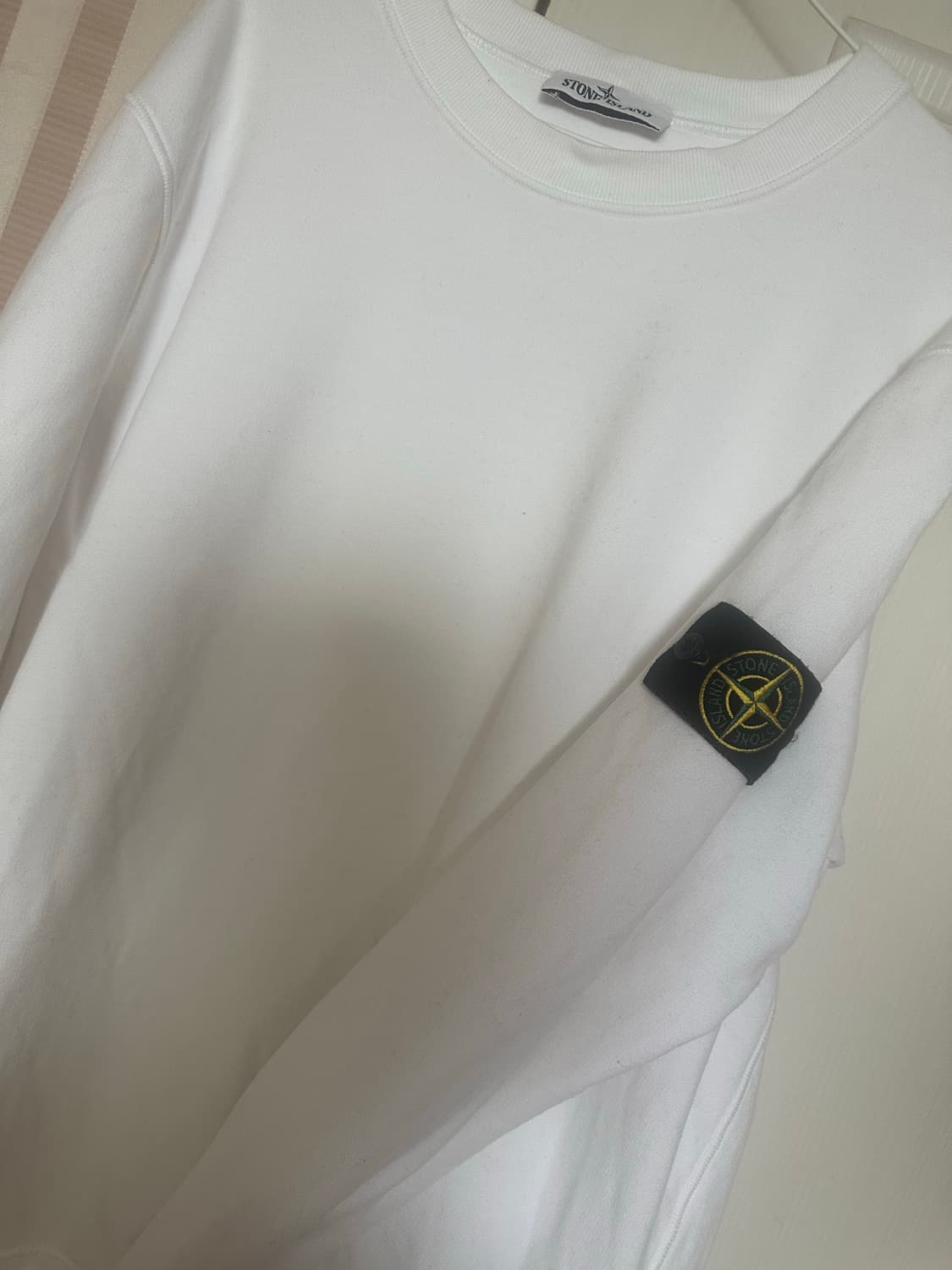 스톤아일랜드 맨투맨 상품이미지1