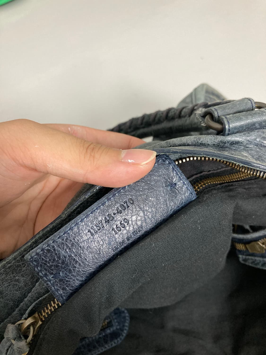 발렌시아가 빈티지 모터백 상품이미지8