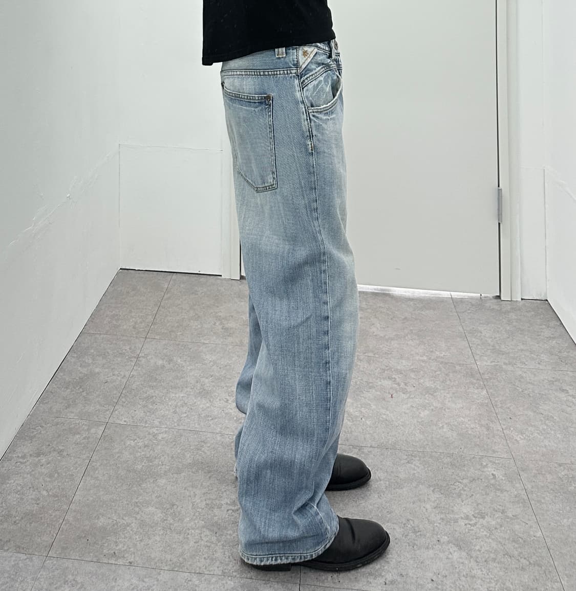 Vintage sagging back patch denim pants  상품이미지5