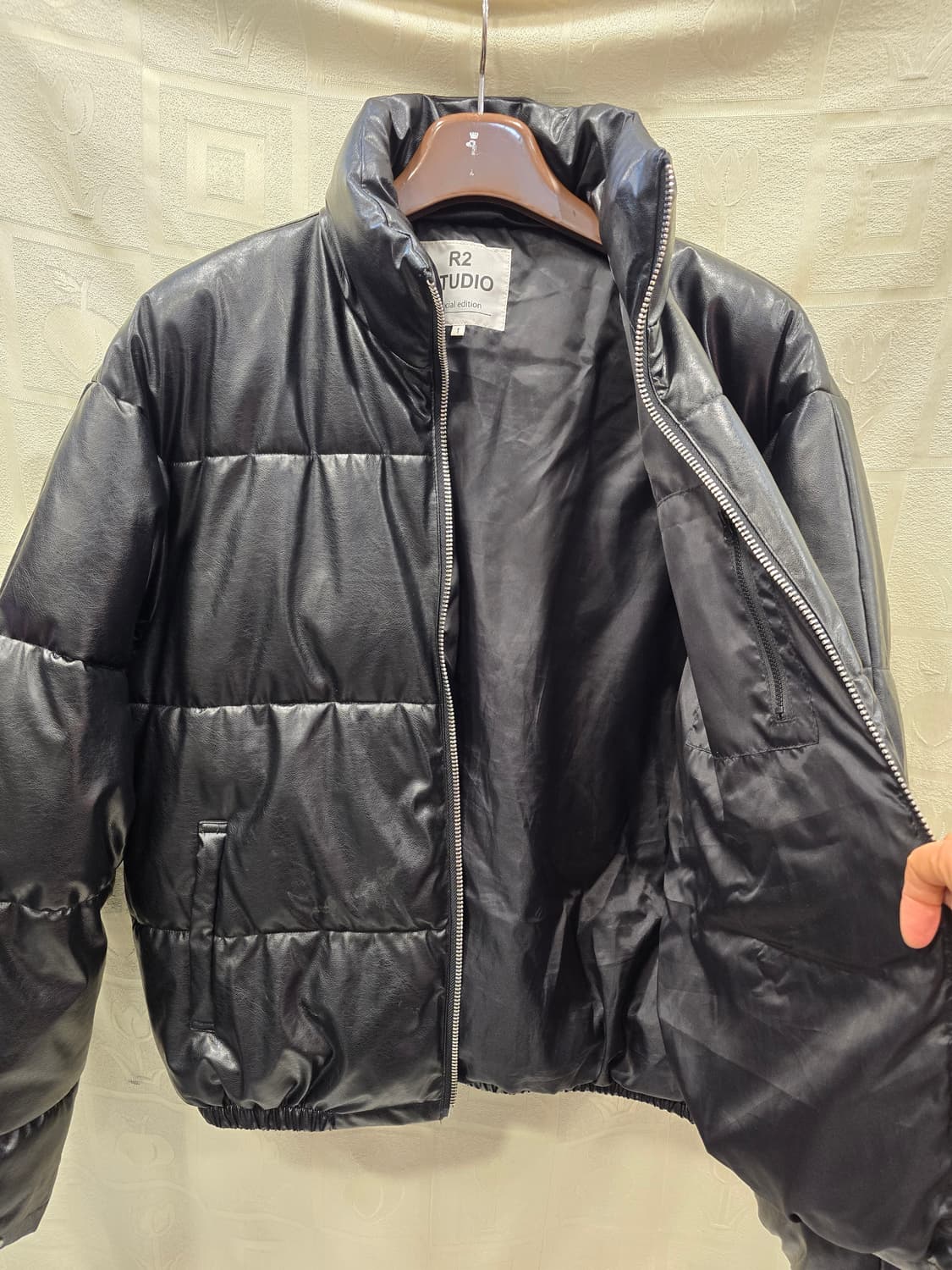 R2 스튜디오 레더 패딩 점퍼 블랙 100~105 상품이미지7