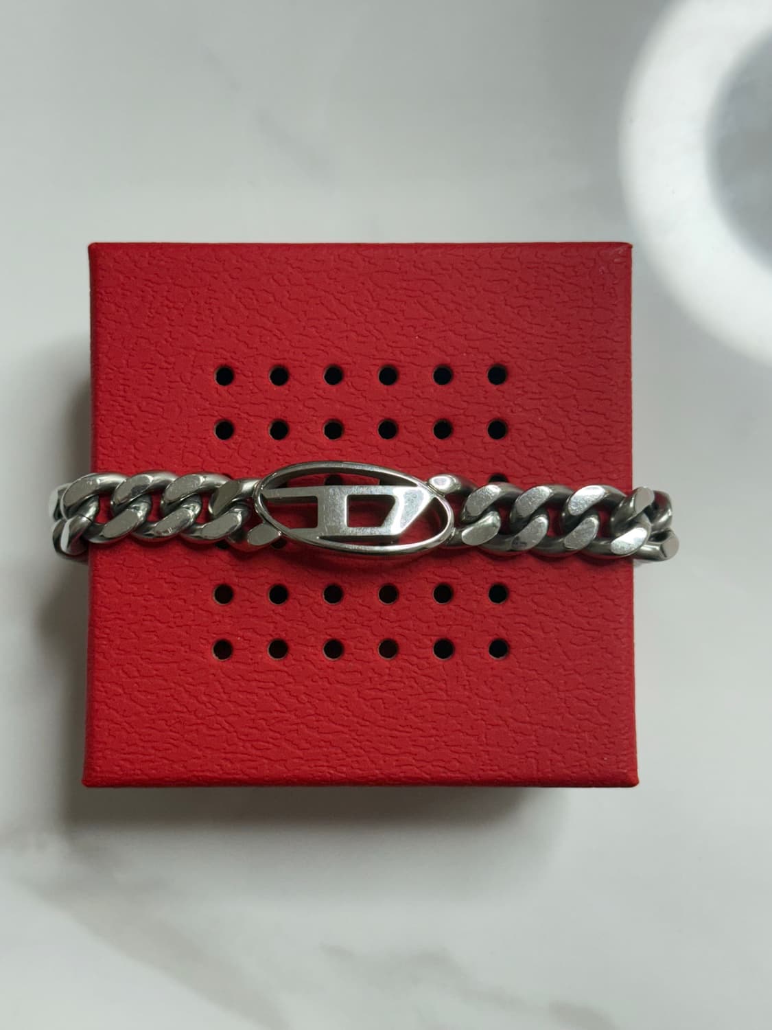 디젤 팔찌 판매합니다 상품이미지1