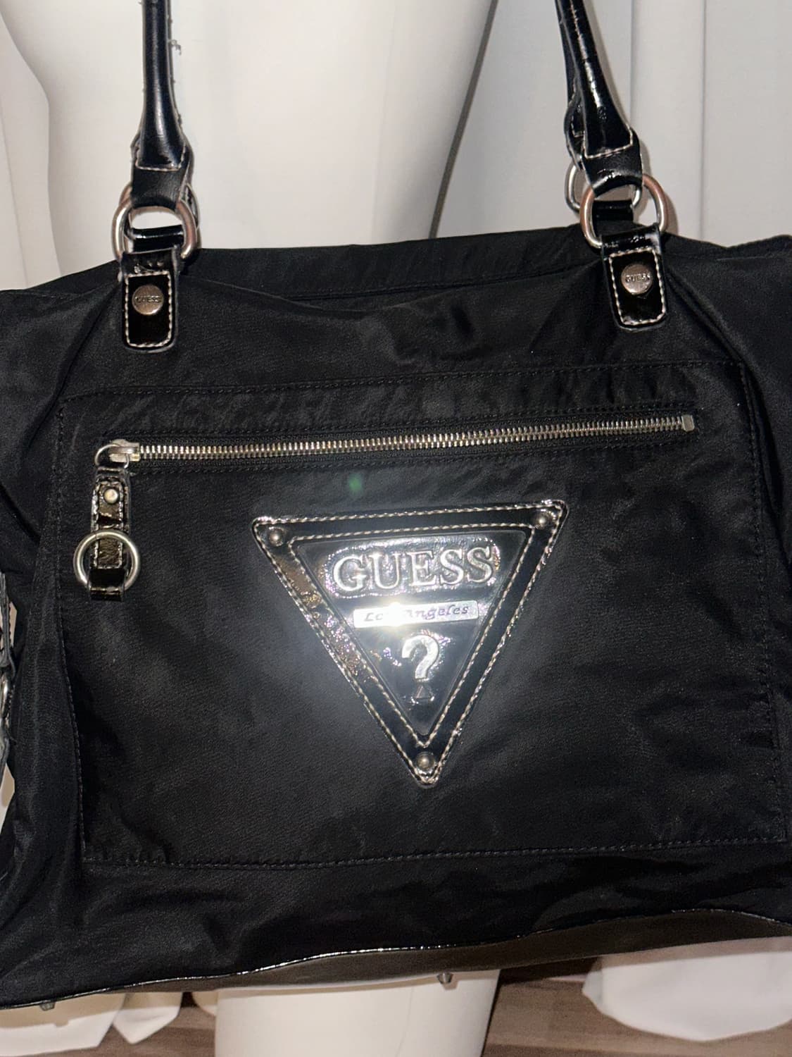 게스 빈티지 나일론 숄더백 상품이미지2