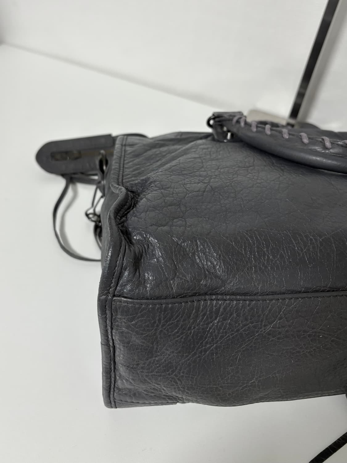 발렌시아가 시티 모터백 그레이 상품이미지6