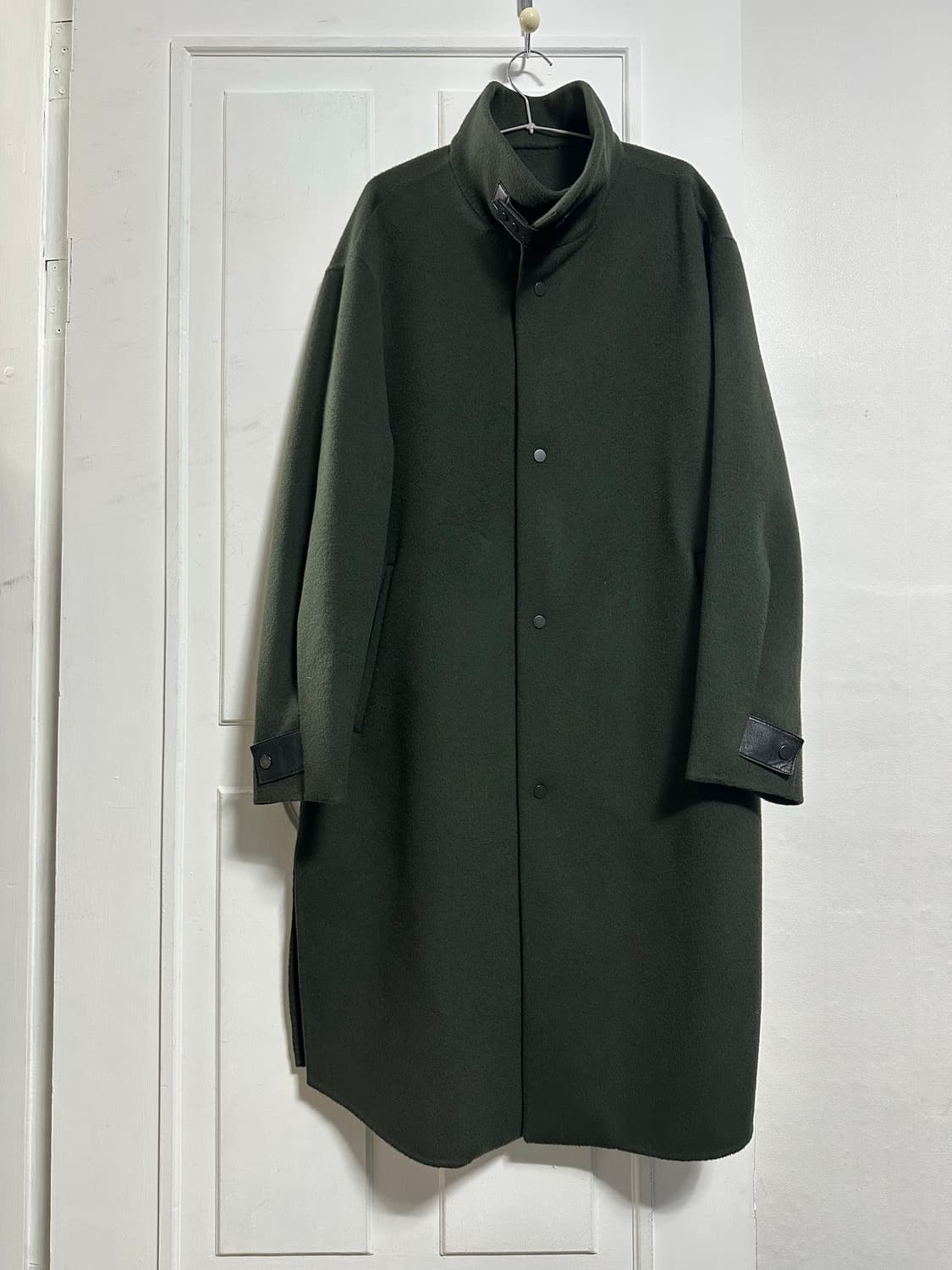 시스템옴므 핸드메이드 하이넥 코트 상품이미지1