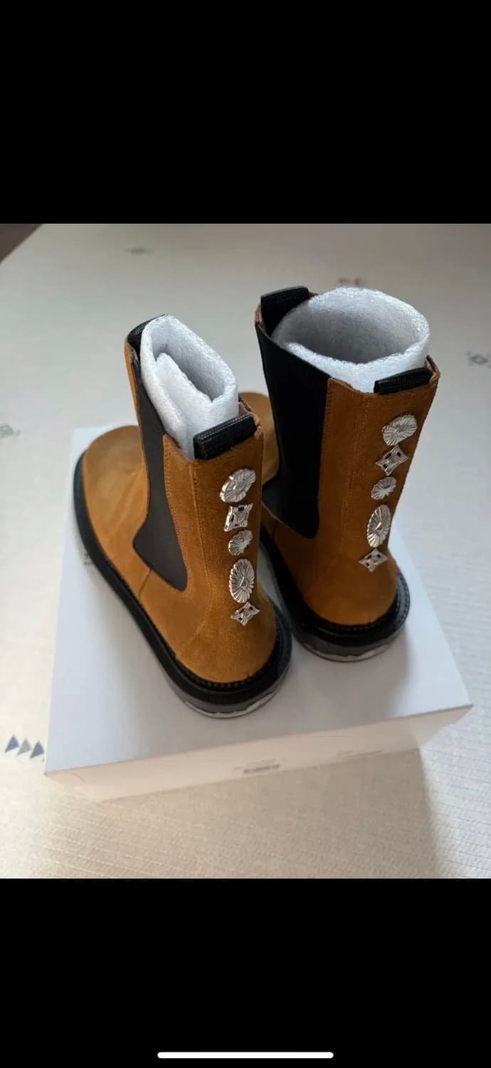 토가 비릴리스 / 스웨이드 브라운 첼시 부츠 / 42 상품이미지1