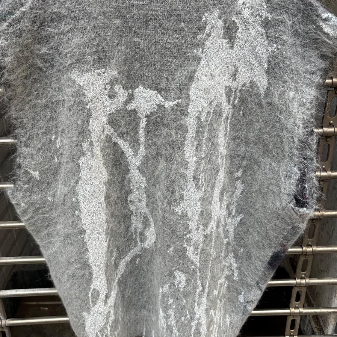 [2] 24년 새상품 BEAKER R13 알써티 아가일 니트 베스트 상품이미지4