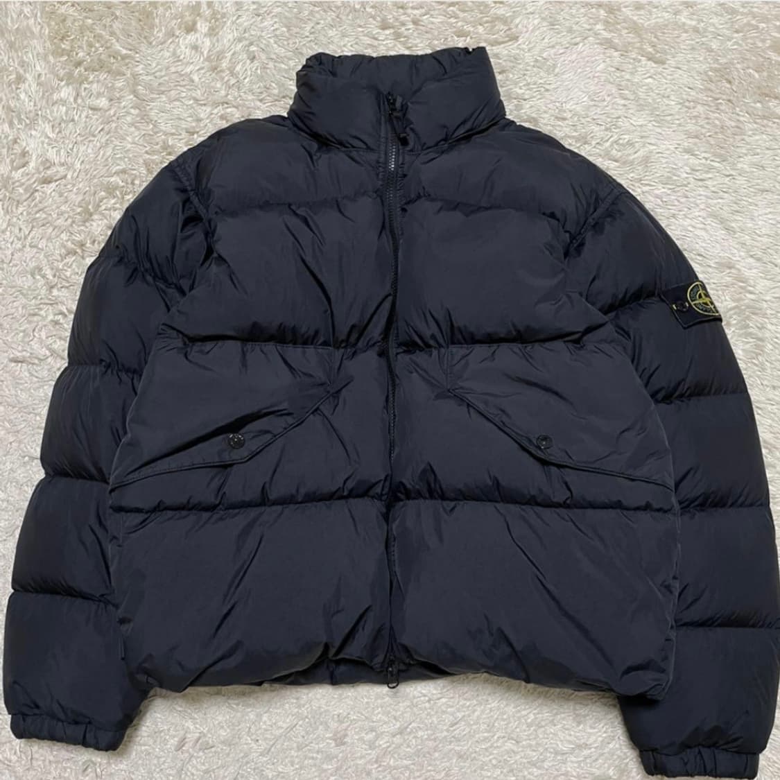 스톤아일랜드 크링클랩스 23FW 논후드 패딩 상품이미지1