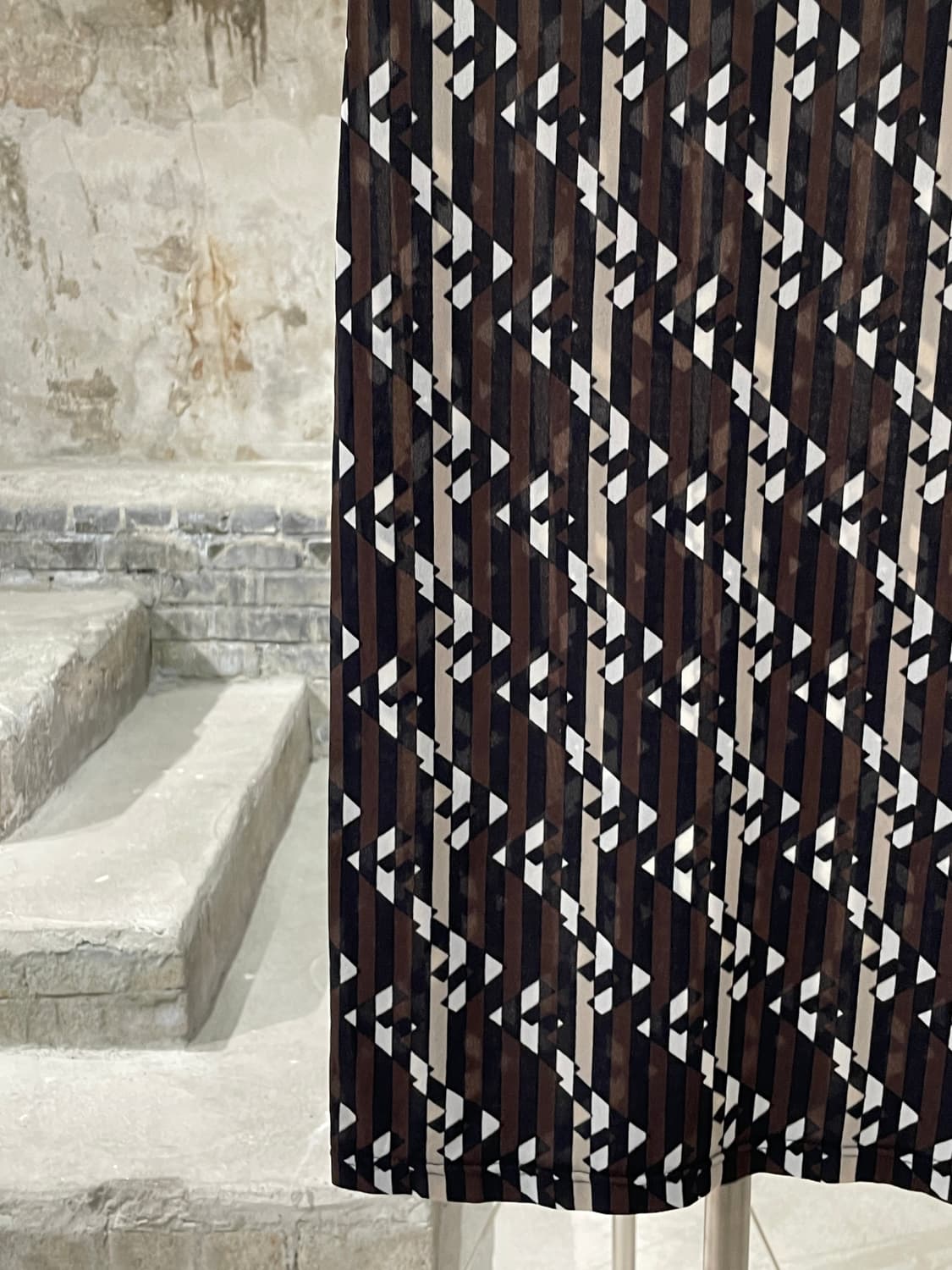 펜디 브라운 주카 패턴 스트라이프 폴리아미드 미디원피스 상품이미지4