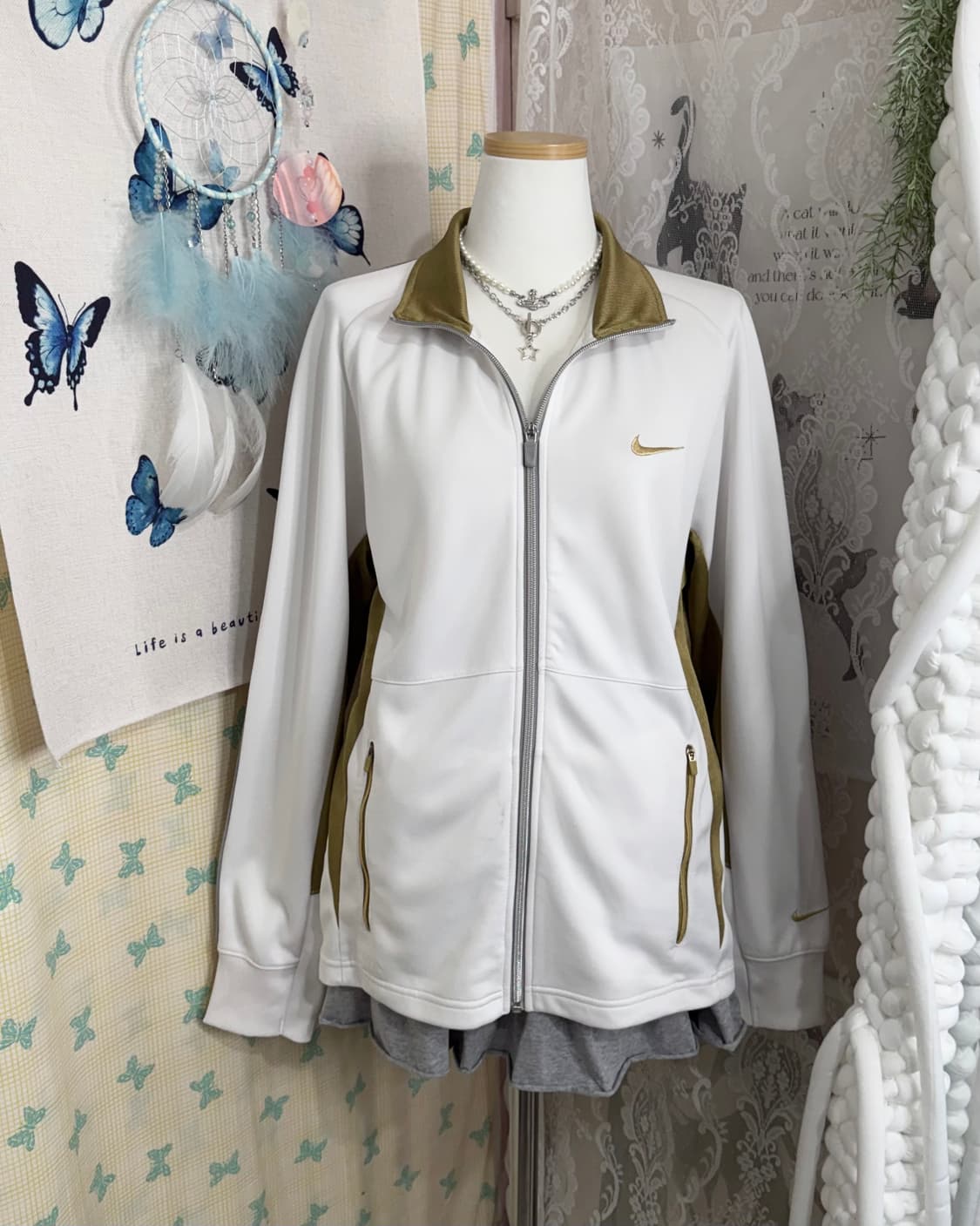 나이키 화이트 & 골드 져지 상품이미지1