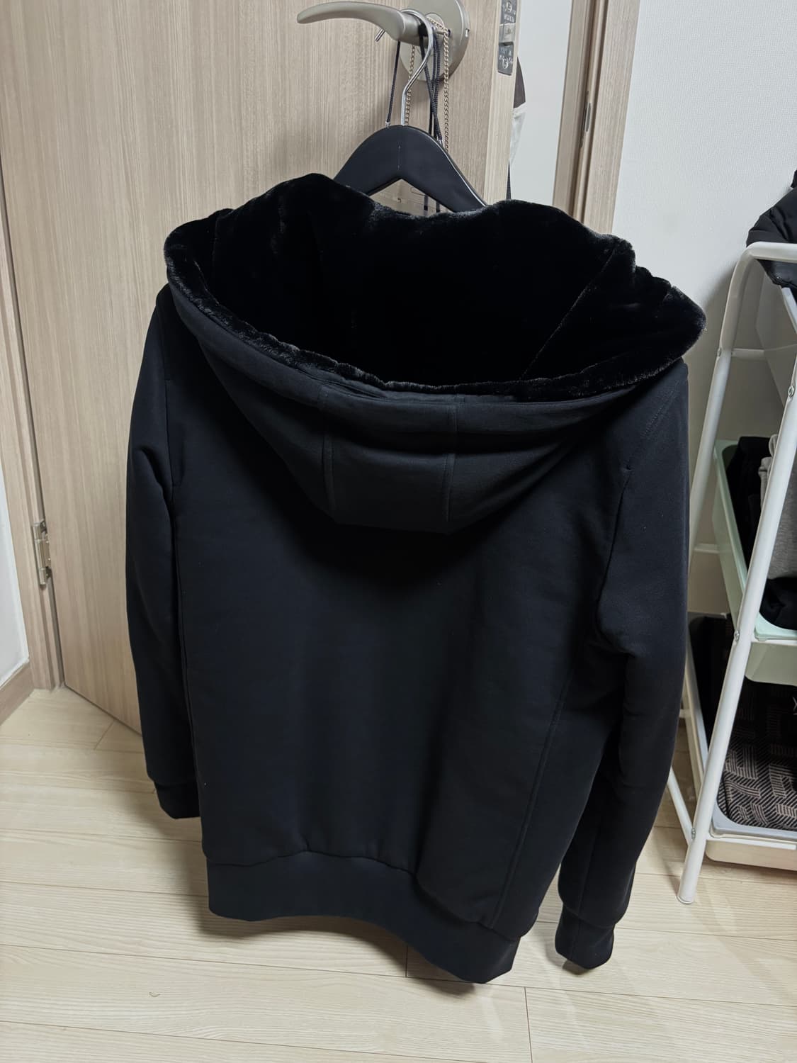 무스너클 버니스웨터 M(103~105) 블랙퍼 금장 상품이미지7