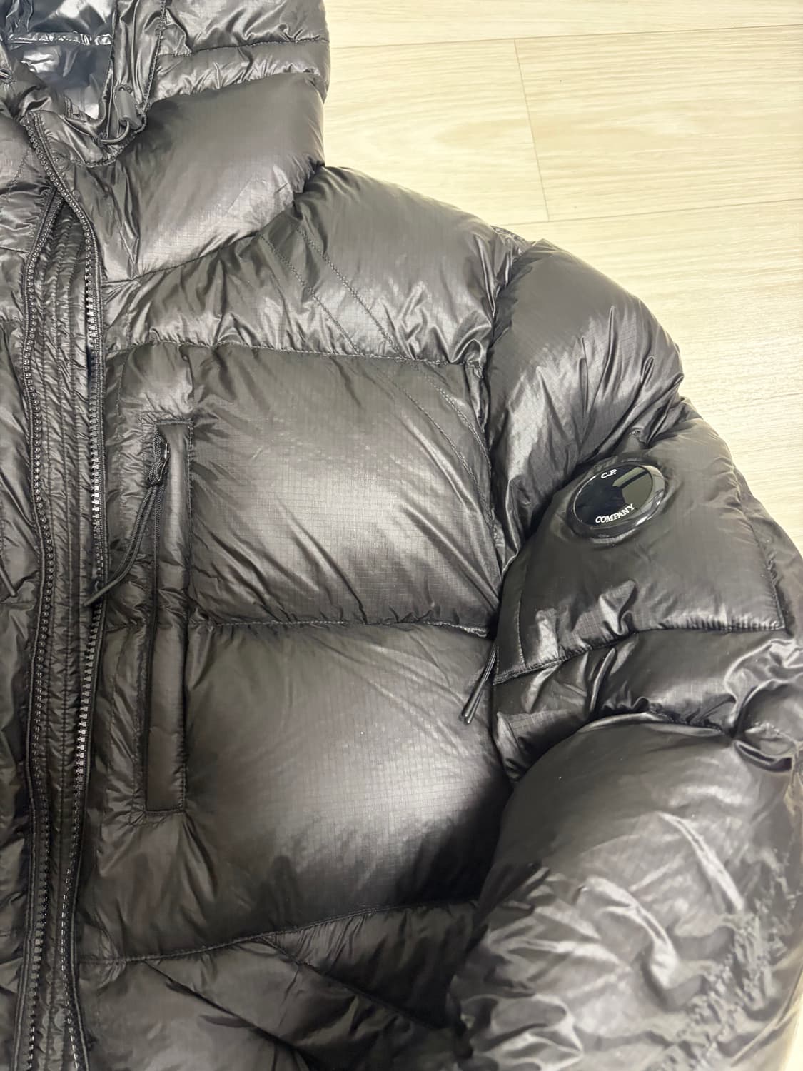 Cp컴퍼니 dd쉘 패딩 상품이미지3