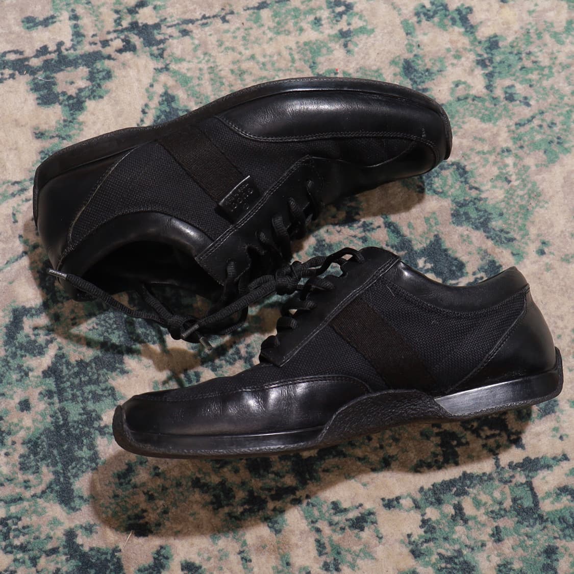 Gucci 구찌 블랙 스니커즈 블랙 정품 39사이즈 250 상품이미지3
