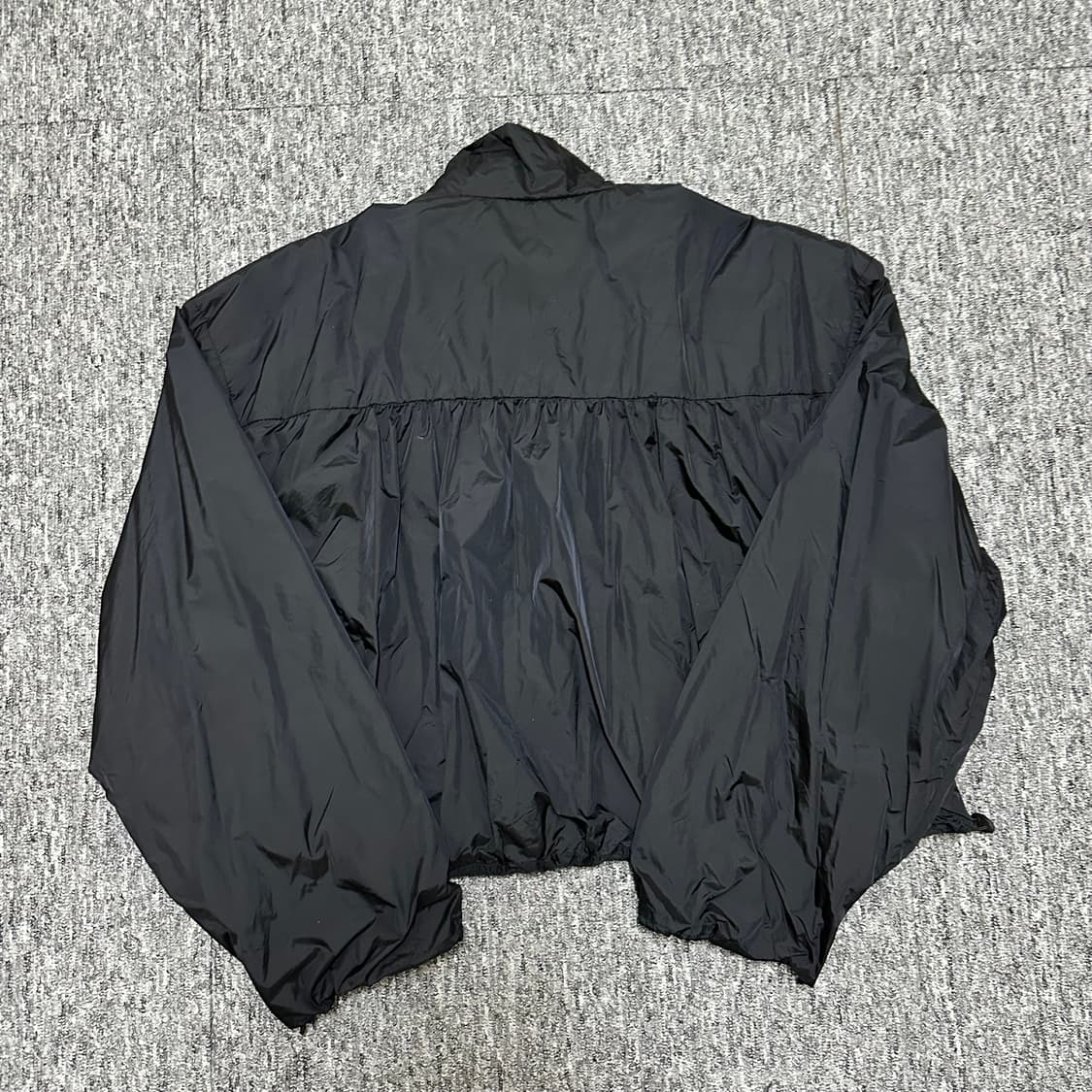 아모멘토 바람막이 상품이미지7