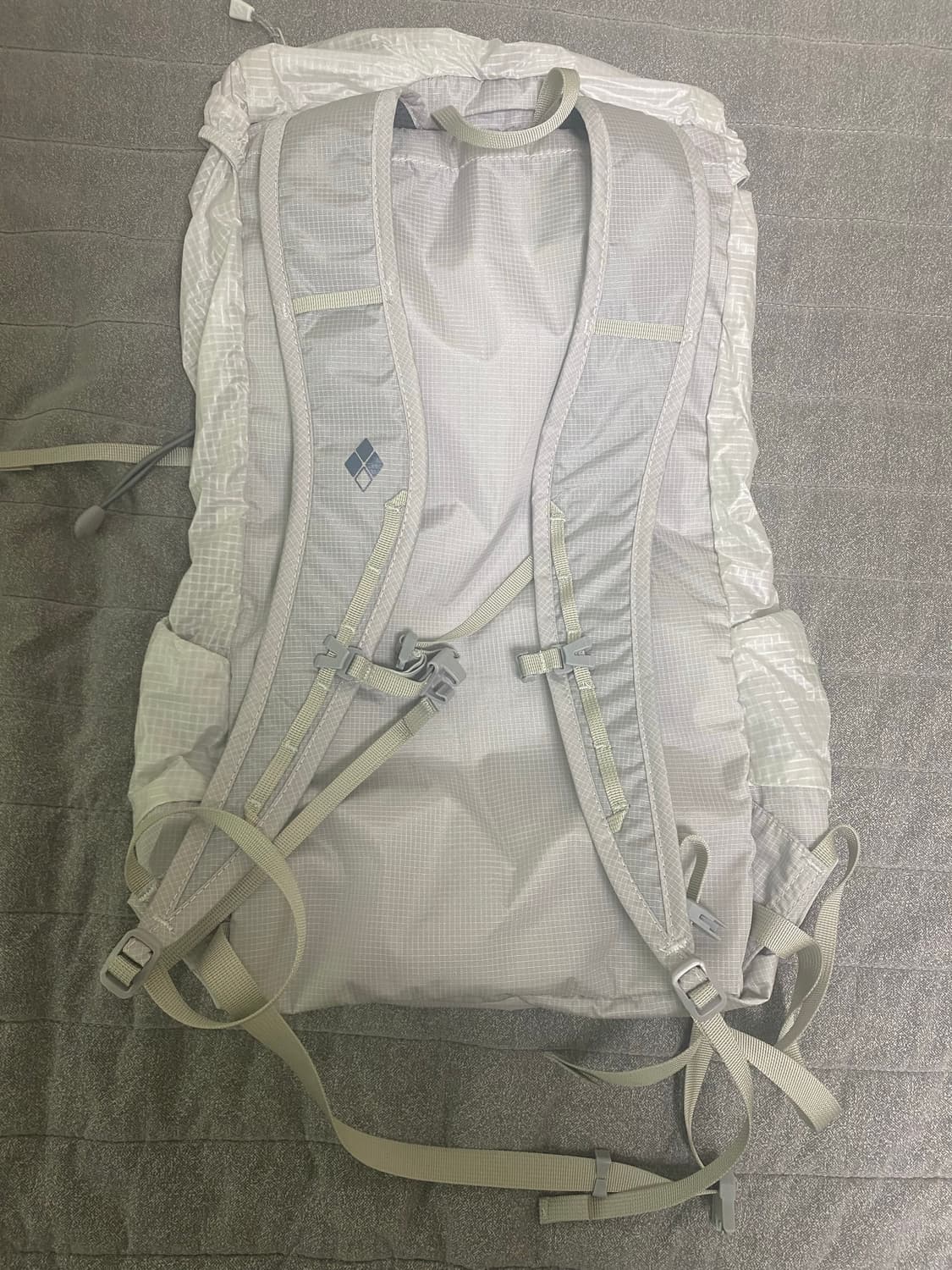 몽벨 버사라이트 팩 20L 상품이미지2