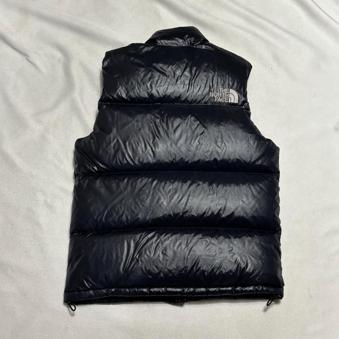 노스페이스 700 눕시 유광 패딩 베스트 상품이미지3