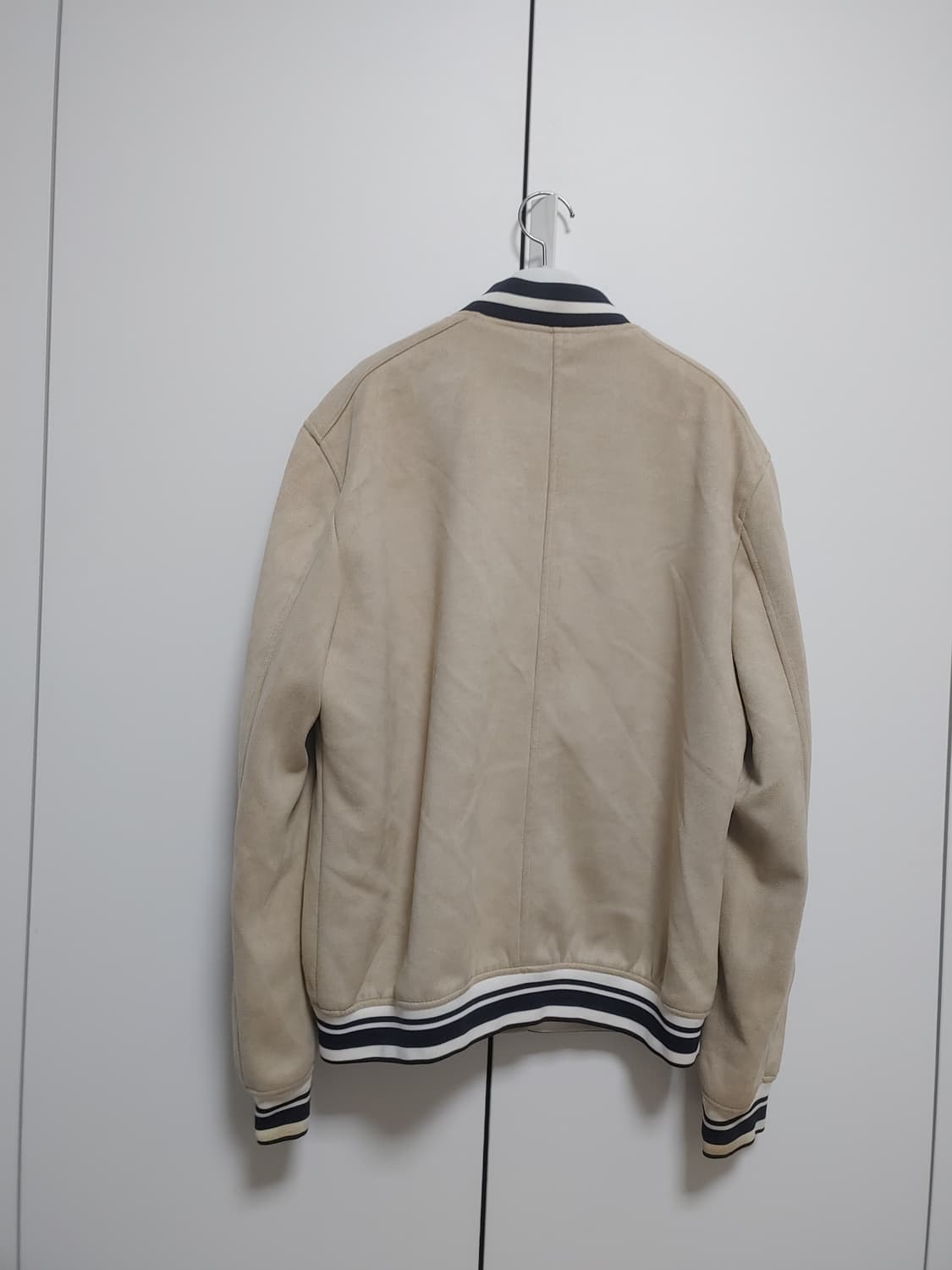 자라 베이지 스웨이드 스타디움 자켓 -L사이즈 상품이미지4