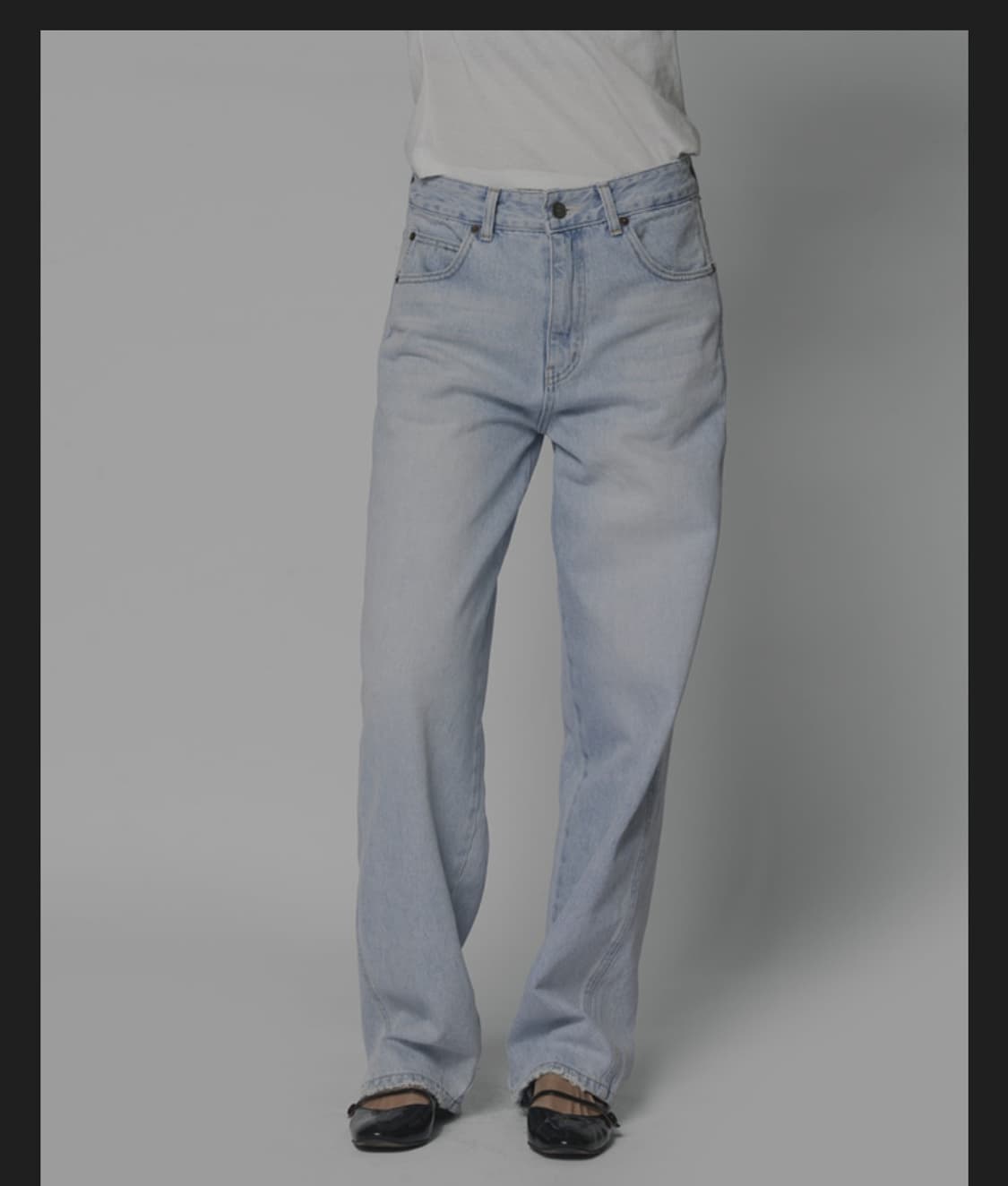 Sixandahalf MID RISE ROUND JEANS 식스앤어하프 상품이미지3
