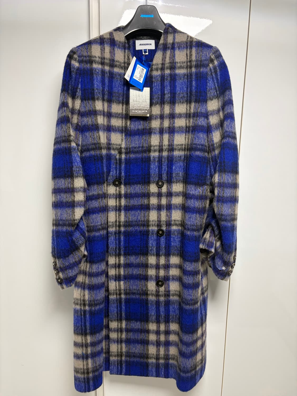 아더에러 페도 코트 블루체크 M사이즈 팝니다 상품이미지3