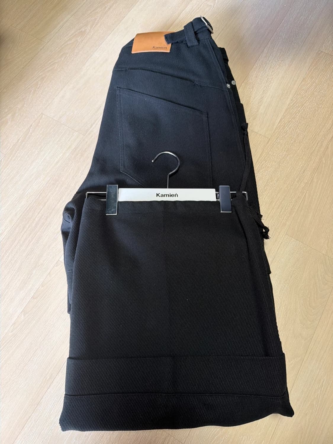 [2] 카미엔 타이탄 배기 팬츠 블랙 상품이미지2
