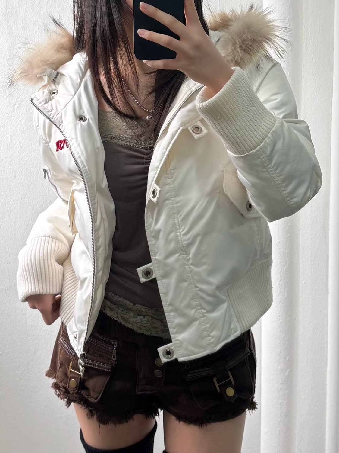 Evisu White Fur Hood Short Padded Jacket 상품이미지1