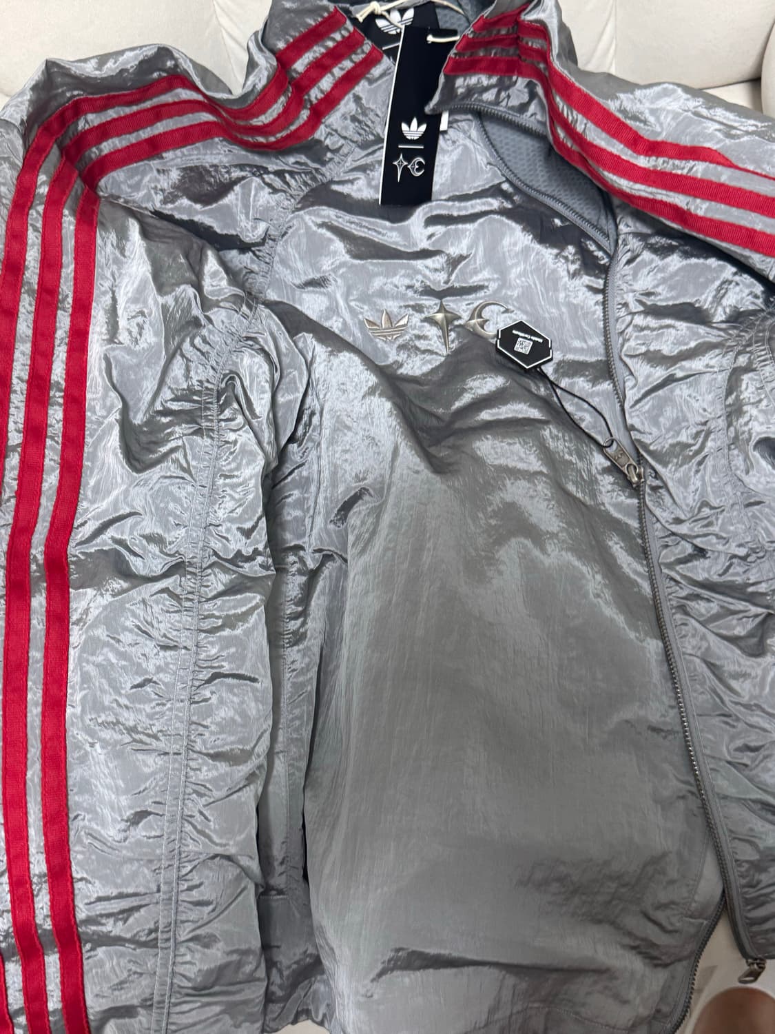 [M]아디다스 떠그클럽 우븐 트랙탑 라이트 오닉스 실버 메탈릭 상품이미지1