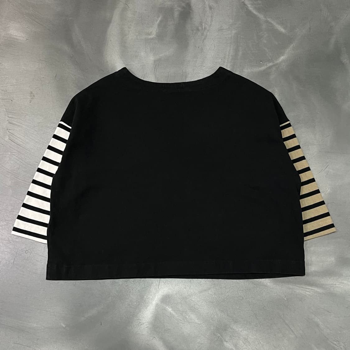  프릭스스토어 배색 스트라이프 롱슬리브 y15974 상품이미지2