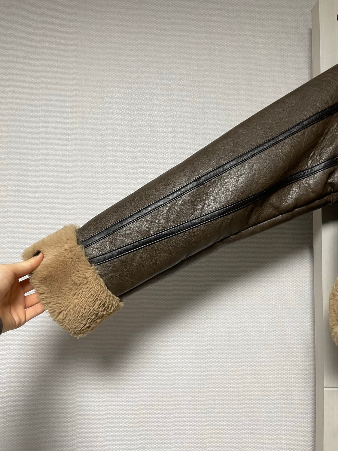 트리밍버드 무스탕 브라운 상품이미지4