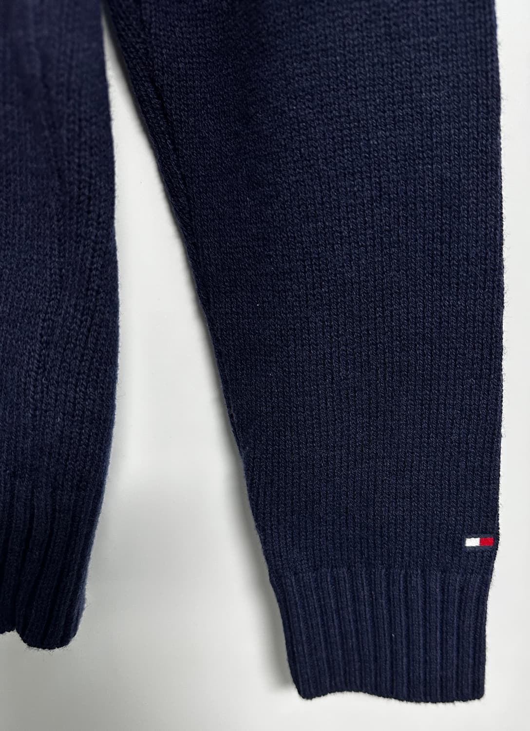 타미힐피거 남성 니트 상품이미지4