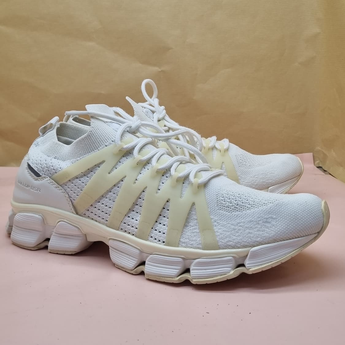 벨롭 티바트 남성운동화 275-280 상품이미지1