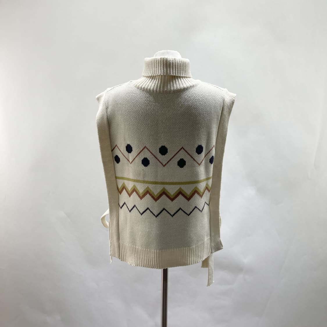 플라스틱아일랜드 여성니트베스트 90  상품이미지3