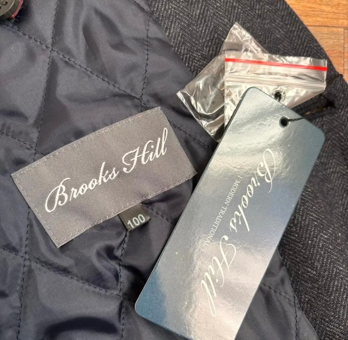 새제품 브룩스힐 FW 캐주얼 콤비 자켓 100 누빔 헤링본  상품이미지4