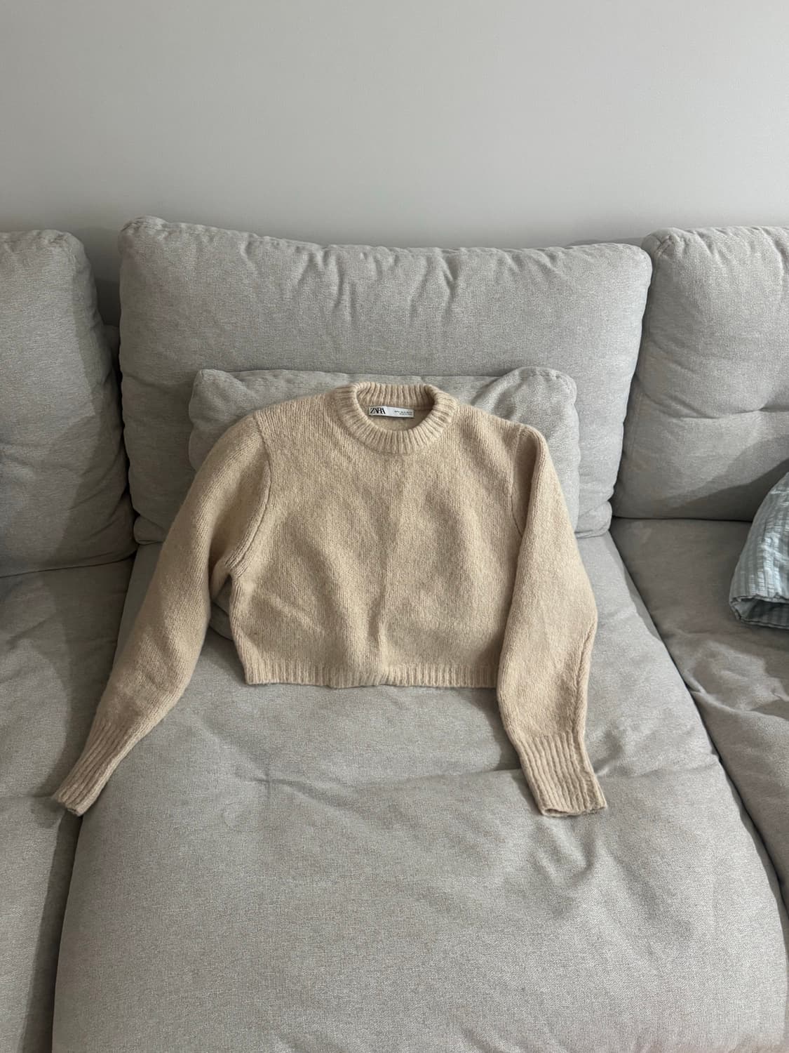 자라 아이보리 크롭 니트 S 사이즈 상품이미지2