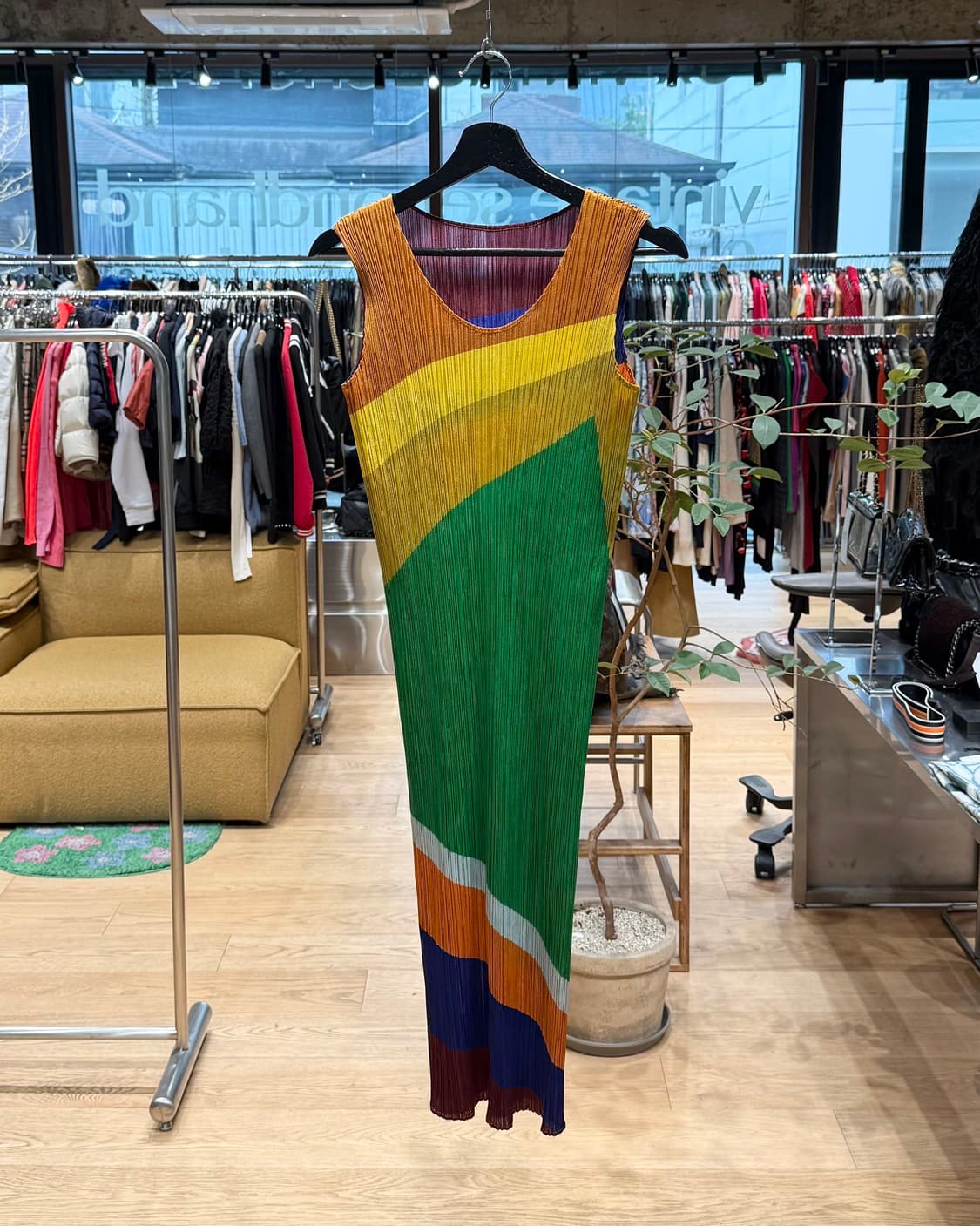 플리츠 플리즈 멀티컬러 슬리브리스 원피스  상품이미지1