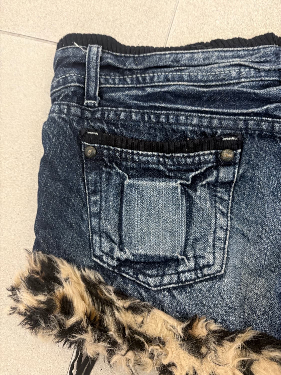 레오파드 지퍼 데님 퍼 숏팬츠 상품이미지6