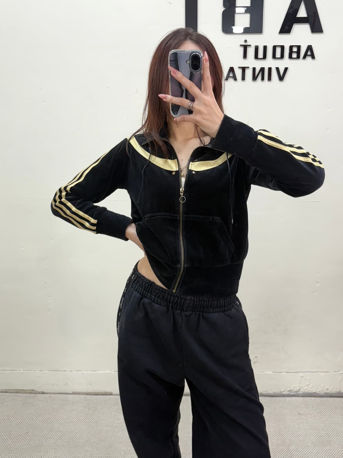 아디다스 벨벳 집업 상품이미지3