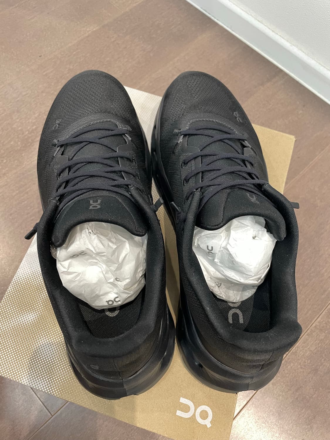 온러닝 클라우드 틸트 이클립스 블랙 270 상품이미지5