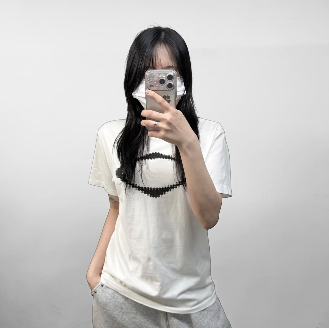 미스치프 롬버스 블러 반팔 티셔츠 화이트 상품이미지1