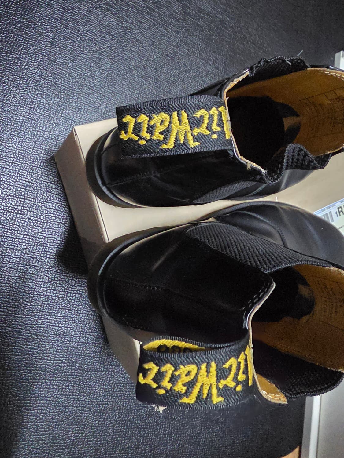 닥터마틴 모노 블랙 첼시 부츠 290 팔아요 상품이미지9