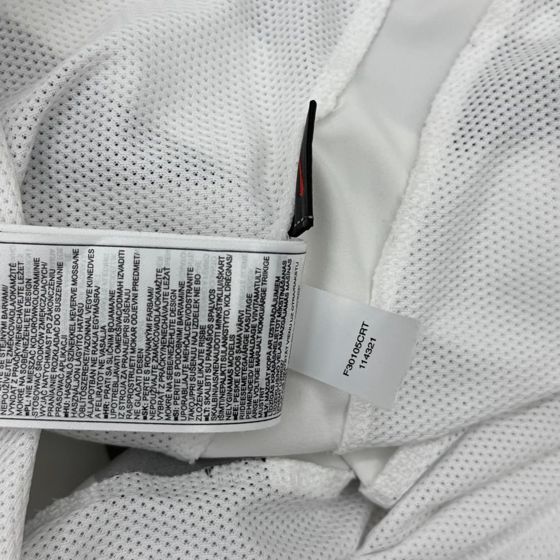 03-04 유벤투스 홈 No.11 파벨 네드베드 상품이미지9