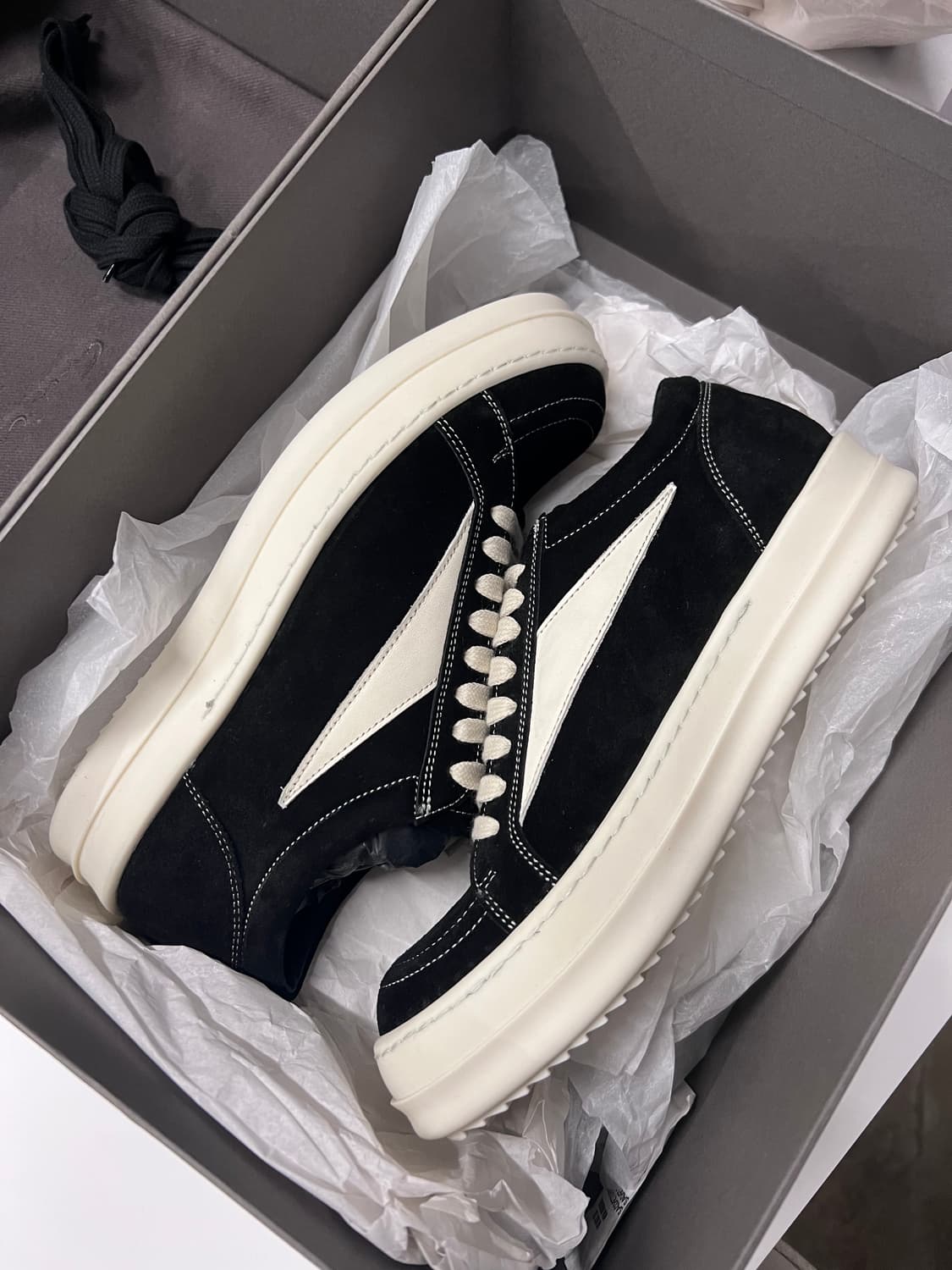 [37,37.5,38] 릭오웬스 릭반스 스웨이드 빈티지 스니커즈 Rick 상품이미지1