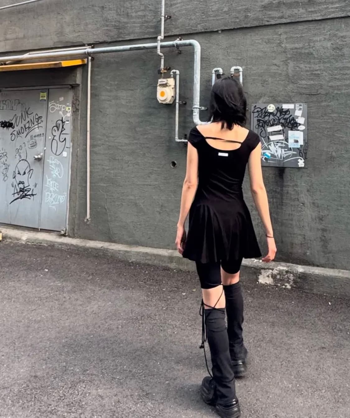 오호스 i:e Fluid Capsleeve Dress 01 / Black 상품이미지2